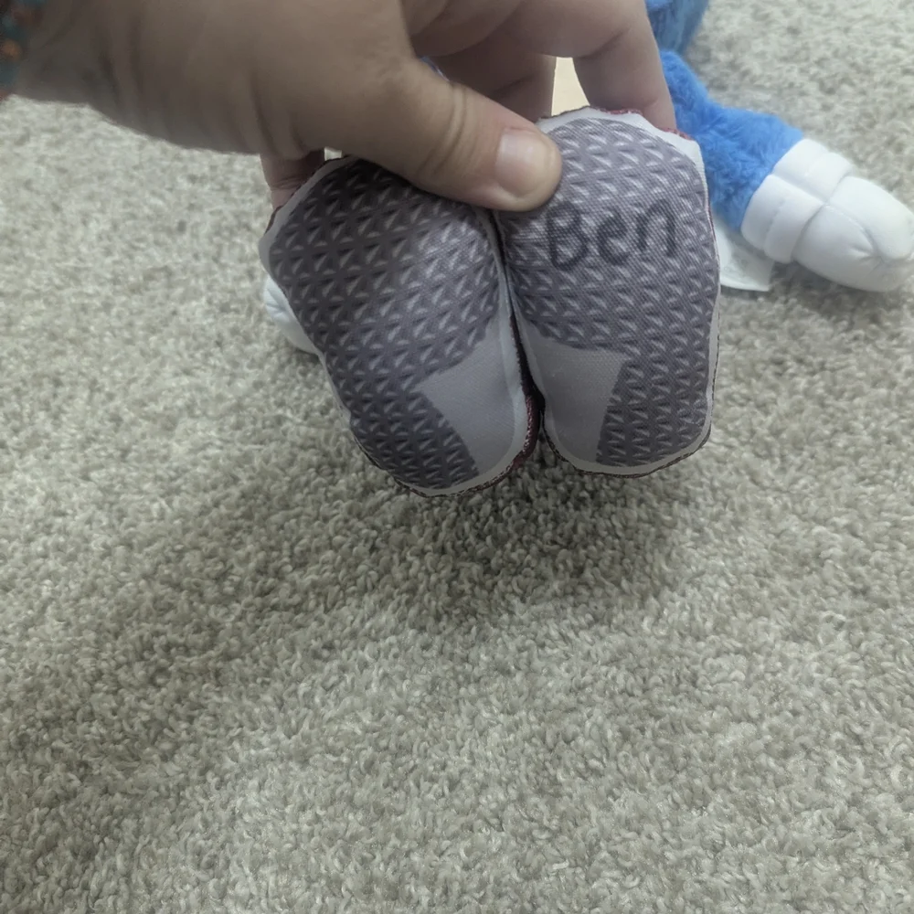 Sonic the Hedgehog Blue Plush Toy - Picture 6 of 6